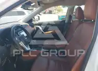 2017 Nissan ROGUE photo