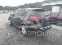 2017 Nissan ROGUE photo