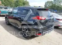 2017 Nissan ROGUE photo