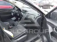 2017 Nissan ROGUE photo