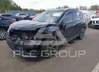 2017 Nissan ROGUE photo