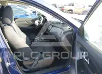 2017 Nissan ROGUE photo