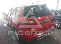 2017 Nissan ROGUE photo