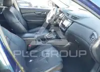 2017 Nissan ROGUE photo