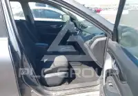 2017 Nissan ROGUE photo