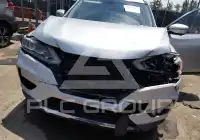 2017 Nissan ROGUE photo