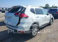 2017 Nissan ROGUE photo