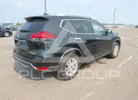 2017 Nissan ROGUE photo