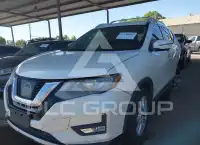 2017 Nissan ROGUE фото