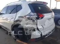 2017 Nissan ROGUE фото