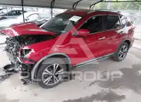 2017 Nissan ROGUE photo