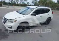 2017 Nissan ROGUE фото
