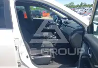 2017 Nissan ROGUE фото
