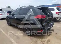 2017 Nissan ROGUE photo