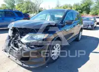 2017 Nissan ROGUE photo