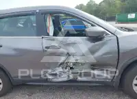 2017 Nissan ROGUE photo