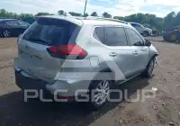2017 Nissan ROGUE photo