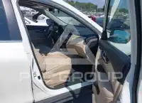 2017 Nissan ROGUE фото