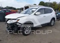 2017 Nissan ROGUE photo