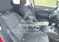 2017 Nissan ROGUE photo