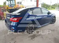 2017 Nissan SENTRA фото