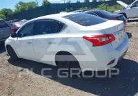 2017 Nissan SENTRA фото