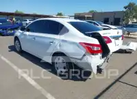 2017 Nissan SENTRA фото