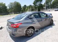 2017 Nissan SENTRA фото