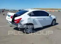 2017 Nissan SENTRA фото