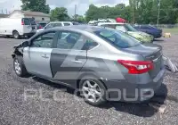 2017 Nissan SENTRA фото