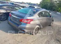 2017 Nissan SENTRA фото