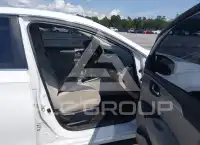 2017 Nissan SENTRA фото