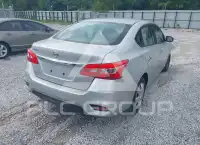 2017 Nissan SENTRA фото