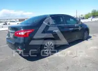 2017 Nissan SENTRA фото