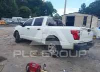 2017 Nissan TITAN photo