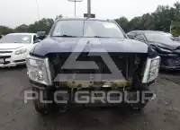 2017 Nissan TITAN фото