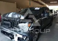 2017 Nissan TITAN фото