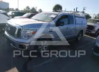 2017 Nissan TITAN фото