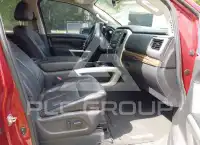 2017 Nissan TITAN фото