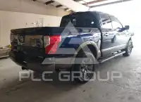 2017 Nissan TITAN photo