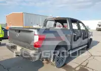 2017 Nissan TITAN фото