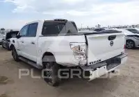 2017 Nissan TITAN фото