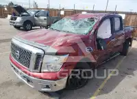 2017 Nissan TITAN фото
