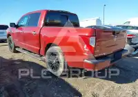 2017 Nissan TITAN фото