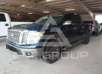 2017 Nissan TITAN photo