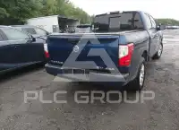 2017 Nissan TITAN фото