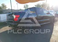 2017 Nissan TITAN фото