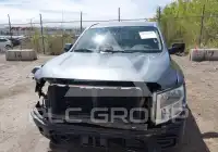 2017 Nissan TITAN фото