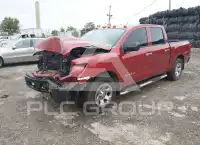 2017 Nissan TITAN фото