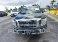 2017 Nissan TITAN photo